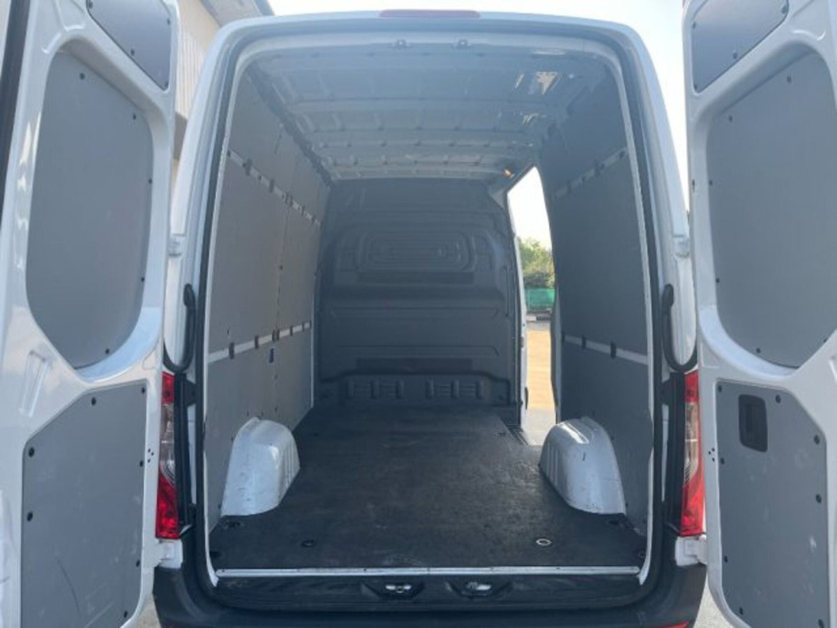 Mercedes-Benz Sprinter F43/35 311 CDI RWD TA Furgone (8)
