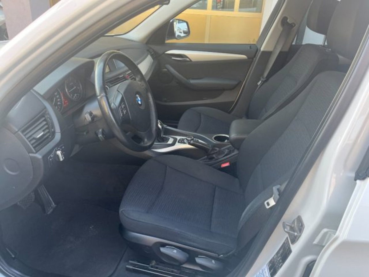 BMW X1 sDrive18d Sport Line (12)