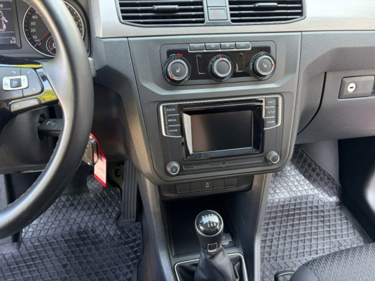 Volkswagen Caddy 1.4 TGI Maxi (11)