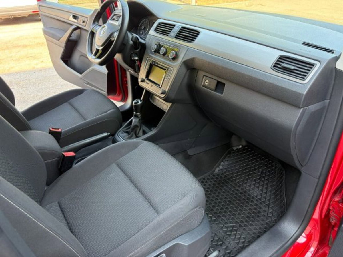 Volkswagen Caddy 1.4 TGI Maxi (12)