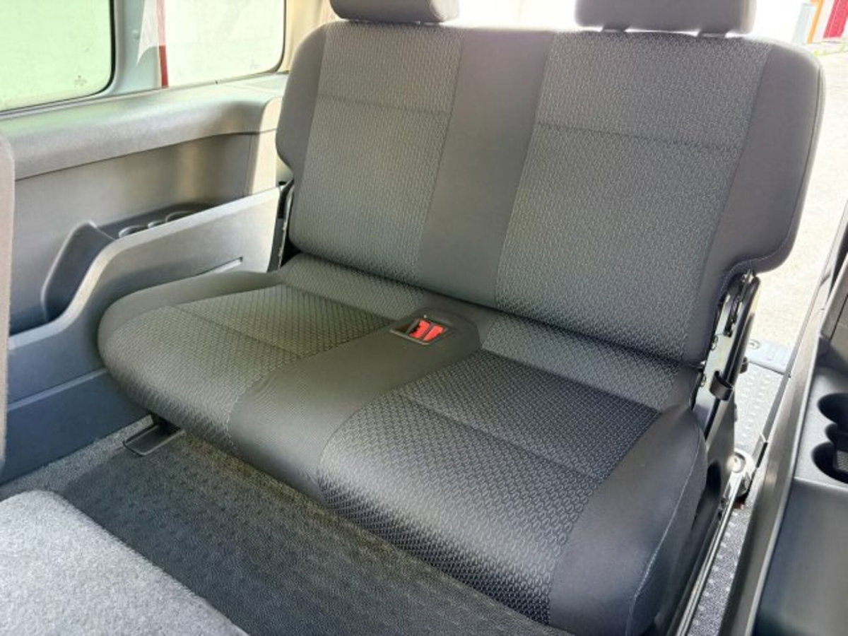 Volkswagen Caddy 1.4 TGI Maxi (16)