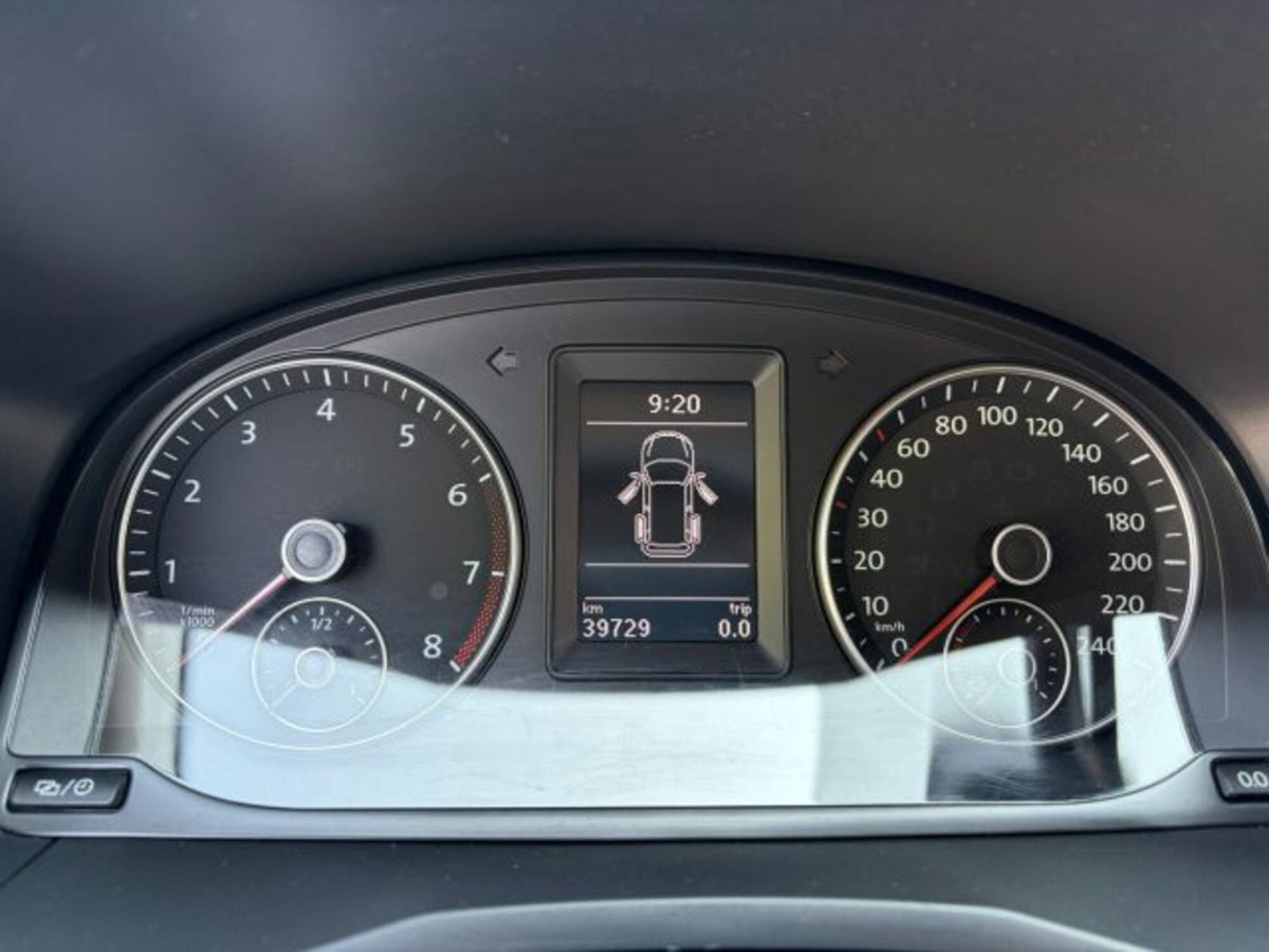 Volkswagen Caddy 1.4 TGI Maxi (9)