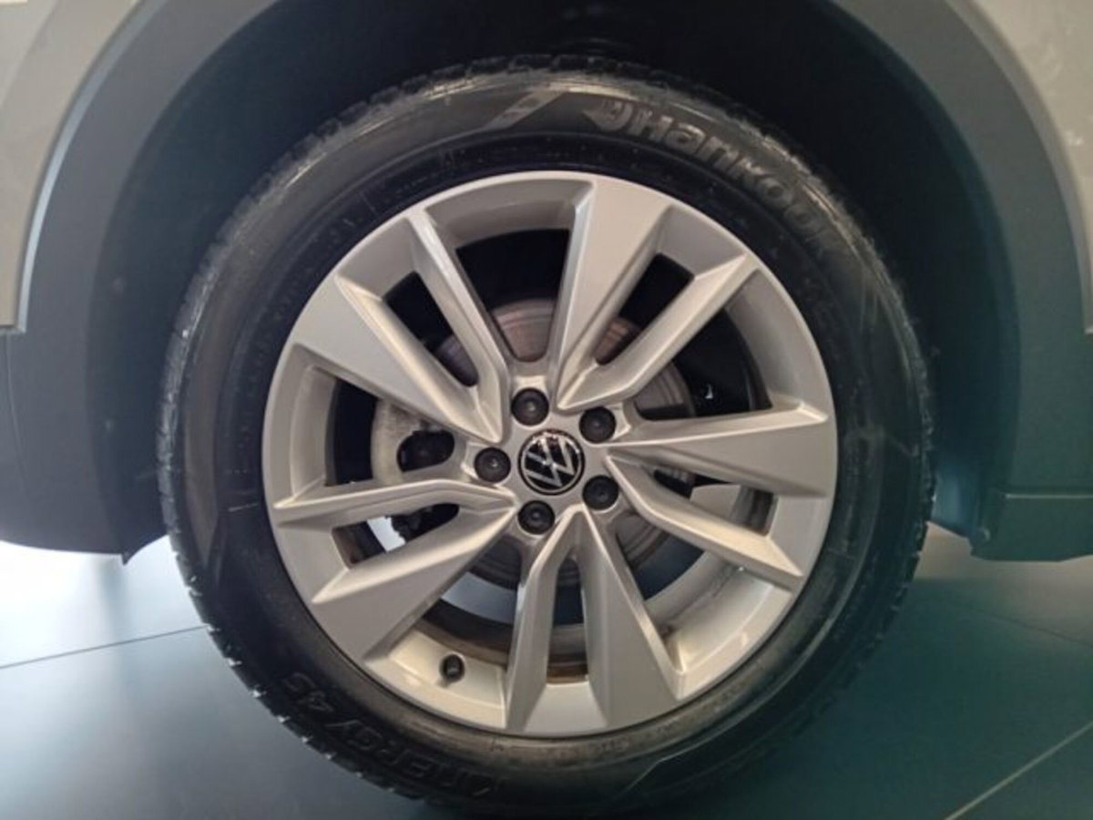 Volkswagen T-Cross 1.0 tsi Life 95cv (5)