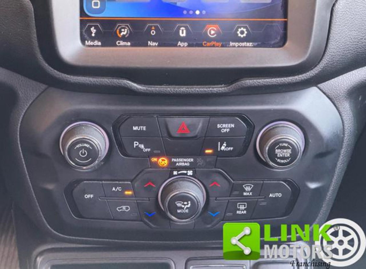 Jeep Renegade 1.6 Mjt 120 CV Longitude (16)