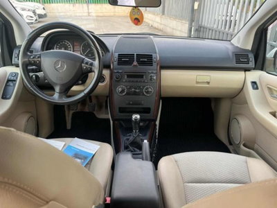 Mercedes-Benz Classe A 180 CDI Style (14)