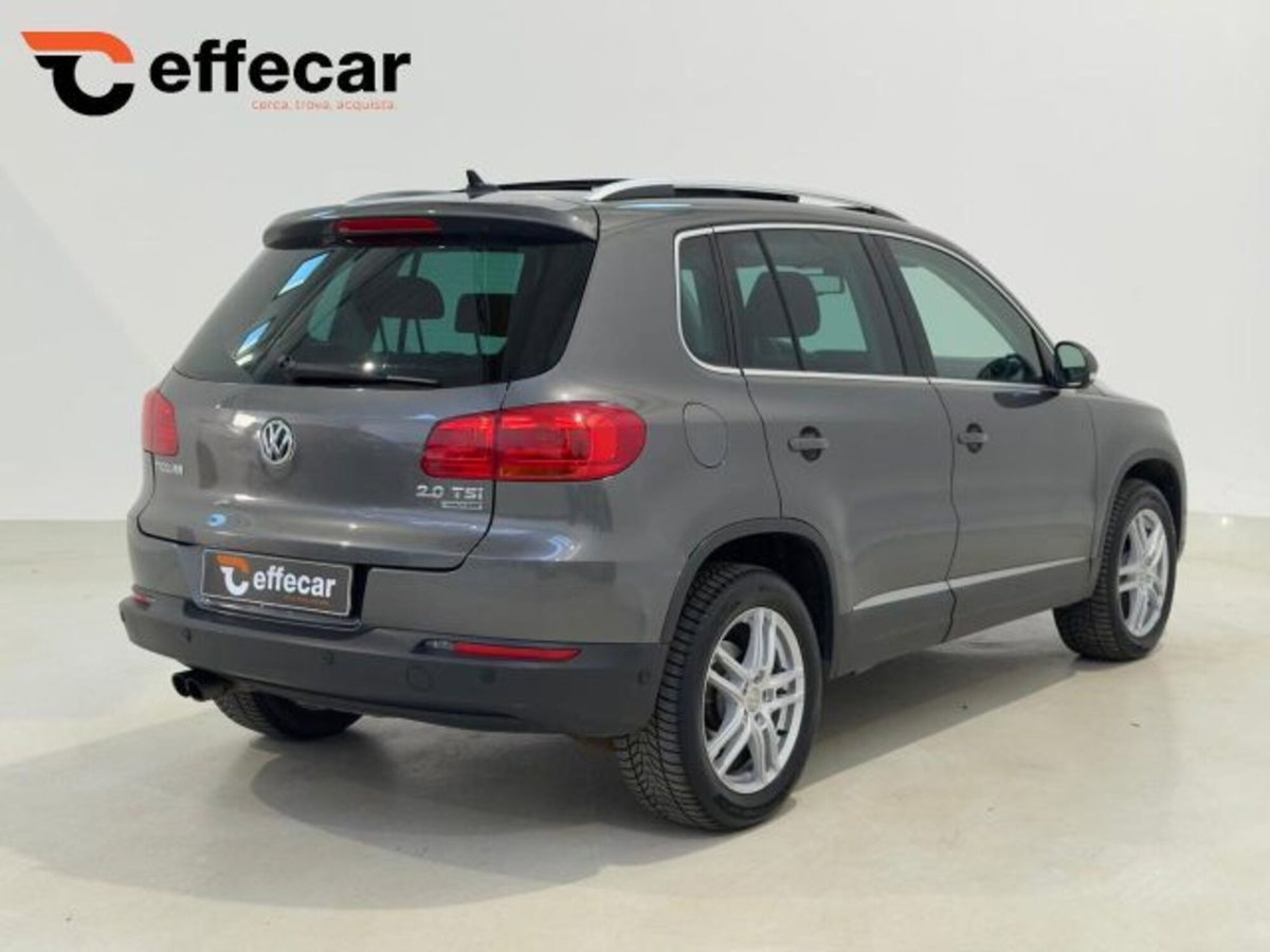 Volkswagen Tiguan 2.0 TSI 210CV 4MOTION DSG R-Line (6)