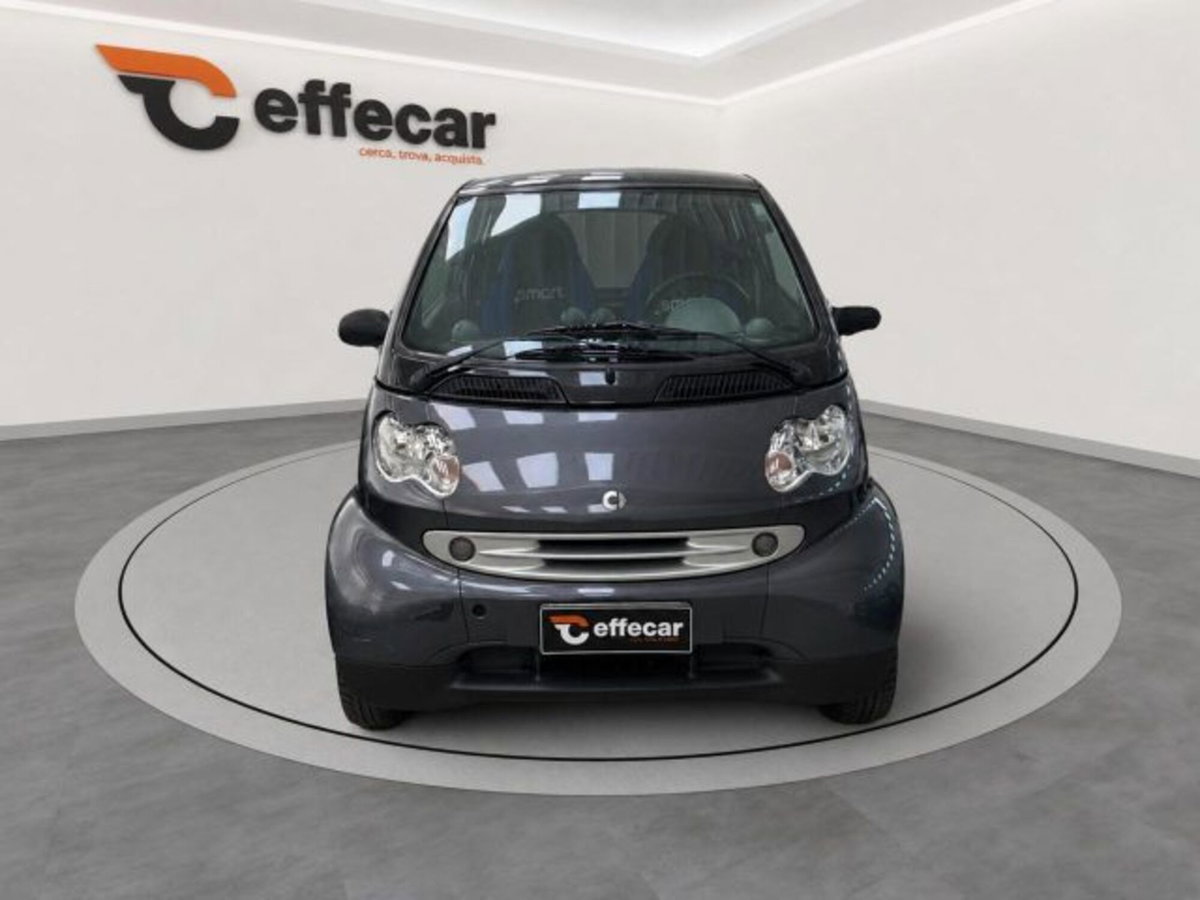 smart Fortwo 1000 45 kW MHD coupé pure (2)