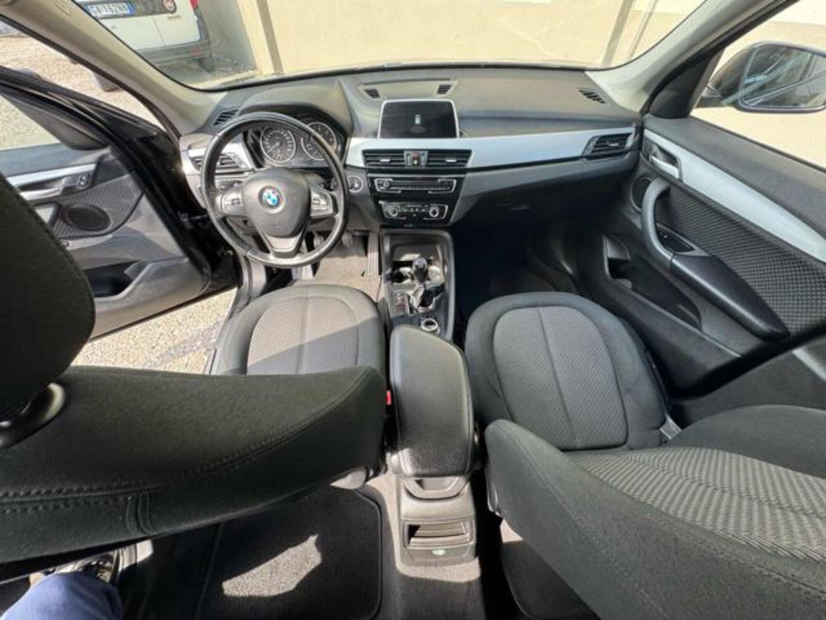 BMW X1 sDrive16d Sport (10)