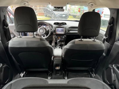 Jeep Renegade 1.3 T4 190CV PHEV 4xe AT6 Limited (14)