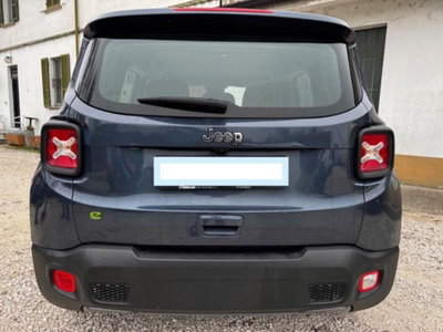 Jeep Renegade 1.3 T4 190CV PHEV 4xe AT6 Limited (5)