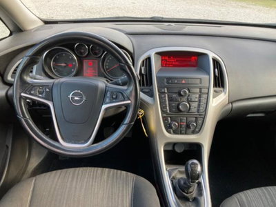Opel Astra Station Wagon 1.7 CDTI 110CV Sports Cosmo (14)