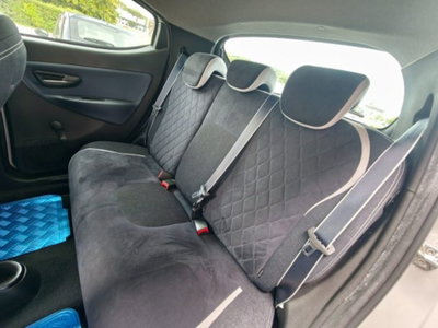 Lancia Ypsilon 1.2 69 CV 5 porte Mya (12)