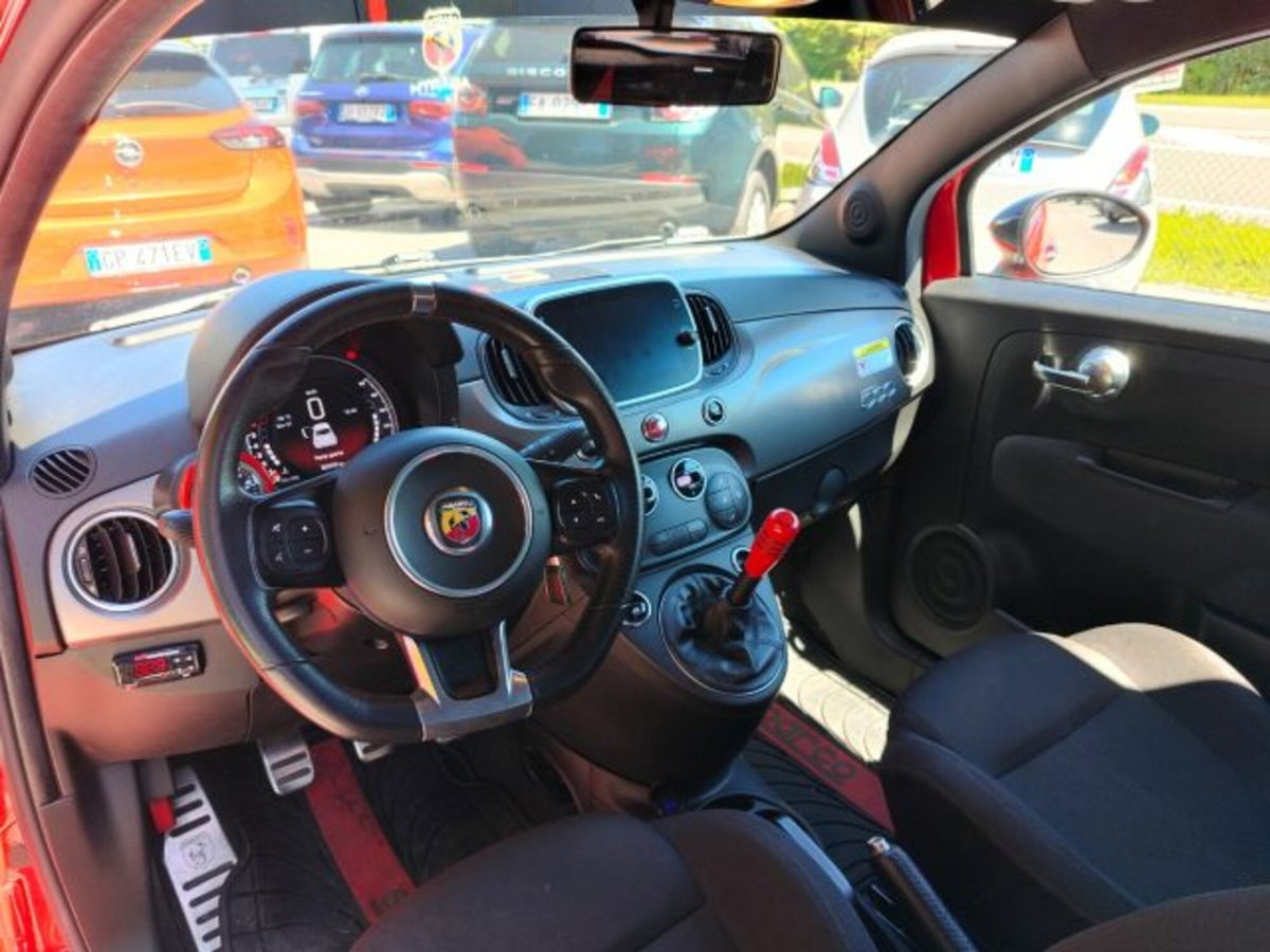 Abarth 595 595 1.4 Turbo T-Jet 160 CV Pista (11)