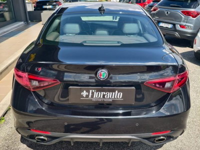 Alfa Romeo Giulia 2.2 Turbodiesel 210 CV AT8 AWD Q4 Veloce (4)