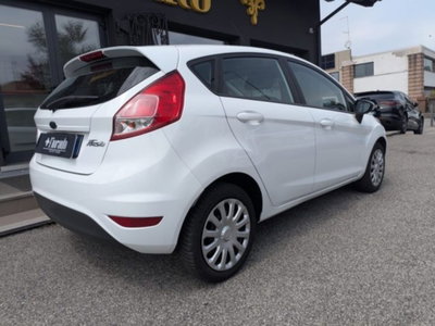 Ford Fiesta 1.4 5p. Bz.- GPL Titanium (4)