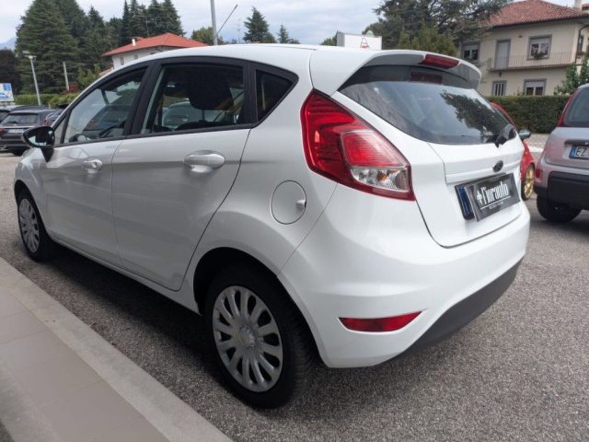 Ford Fiesta 1.4 5p. Bz.- GPL Titanium (6)