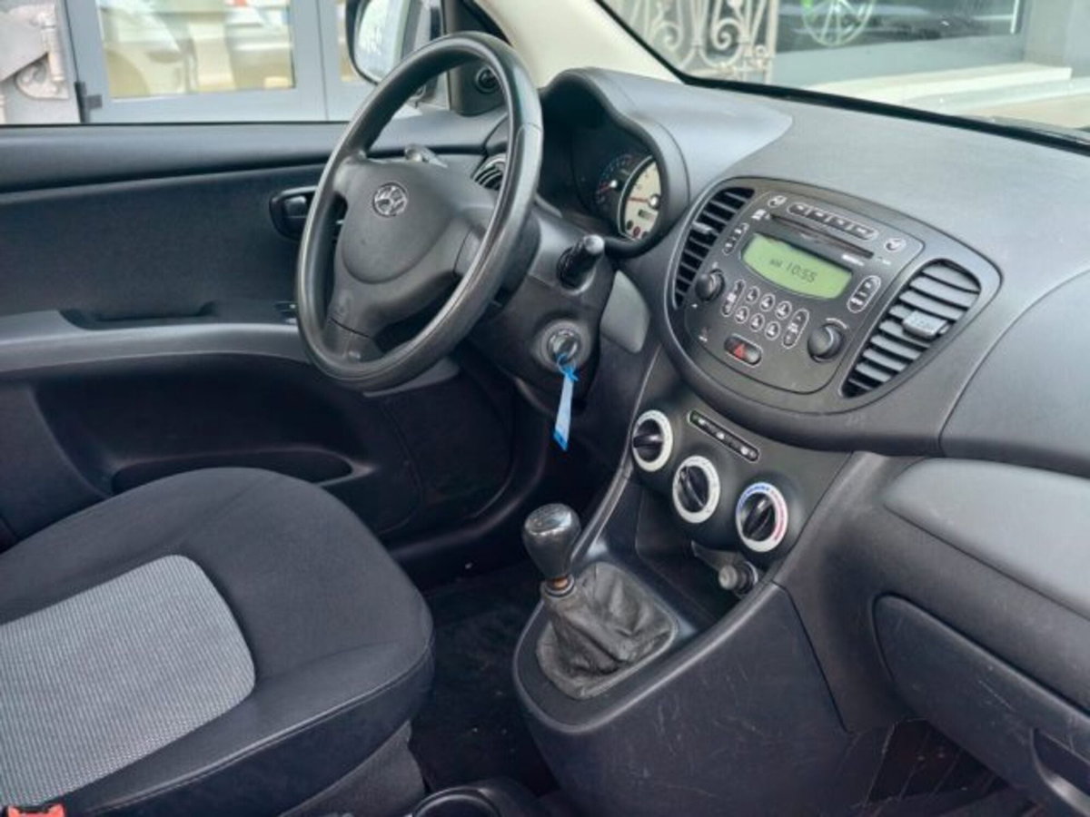 Hyundai i10 1.1 12V BlueDrive GPL Active (9)