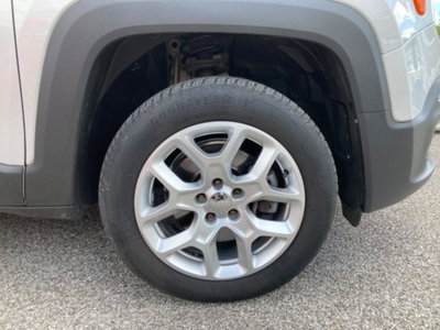 Jeep Renegade 2.0 Mjt 140CV 4WD Active Drive Limited (16)