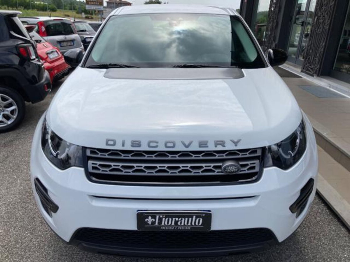 Land Rover Discovery Sport 2.0 TD4 150 CV Dark Edition