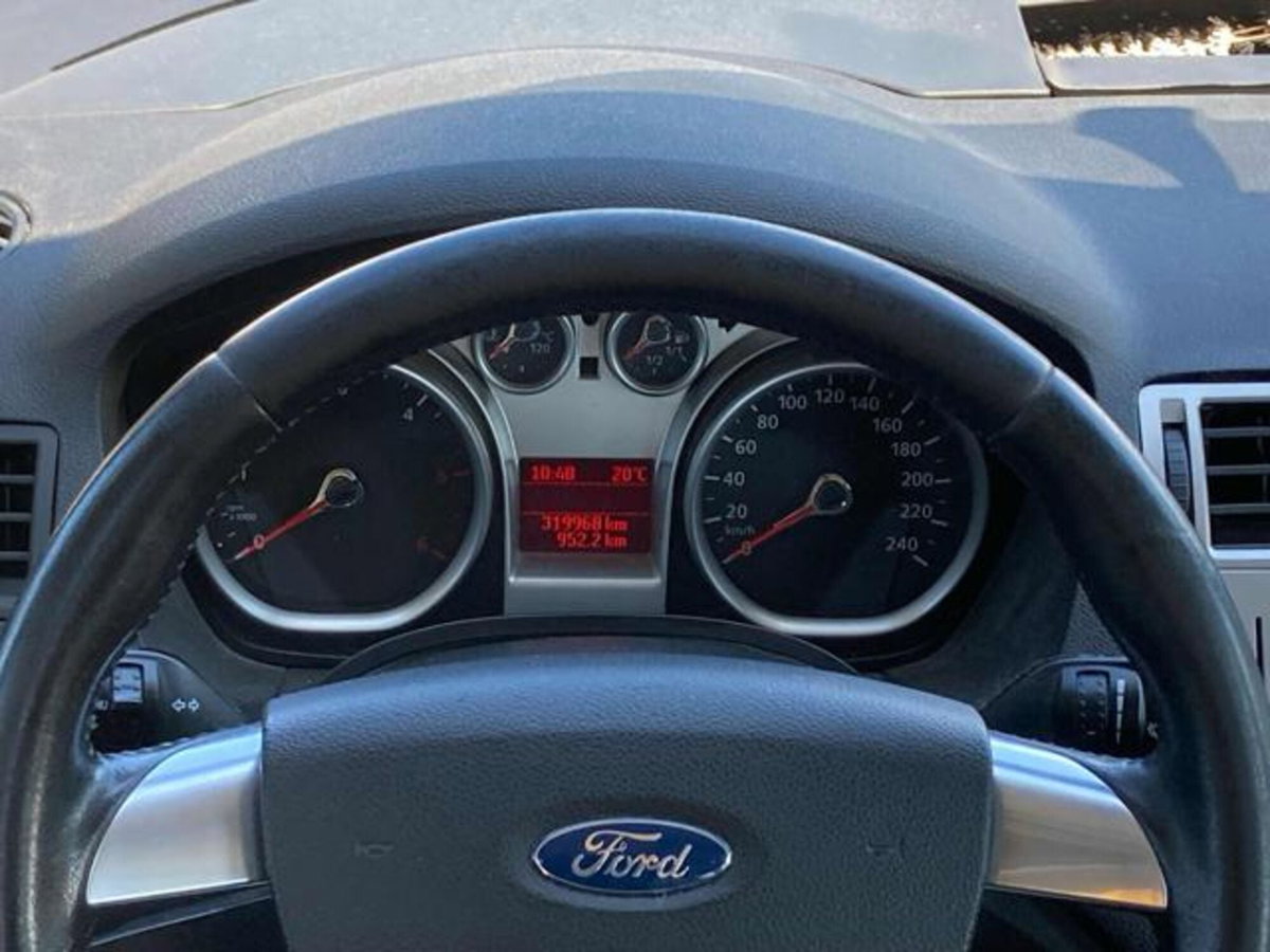 Ford C-Max 1.6 TDCi 110 CV Titanium DPF (10)