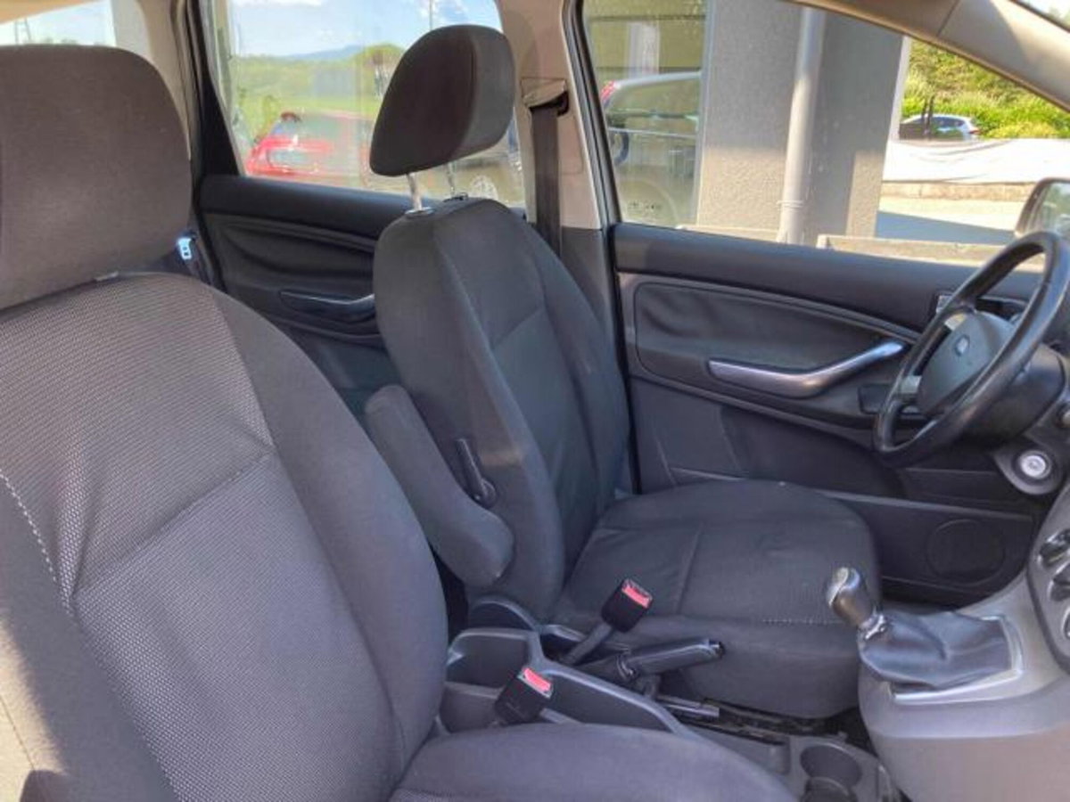 Ford C-Max 1.6 TDCi 110 CV Titanium DPF (15)