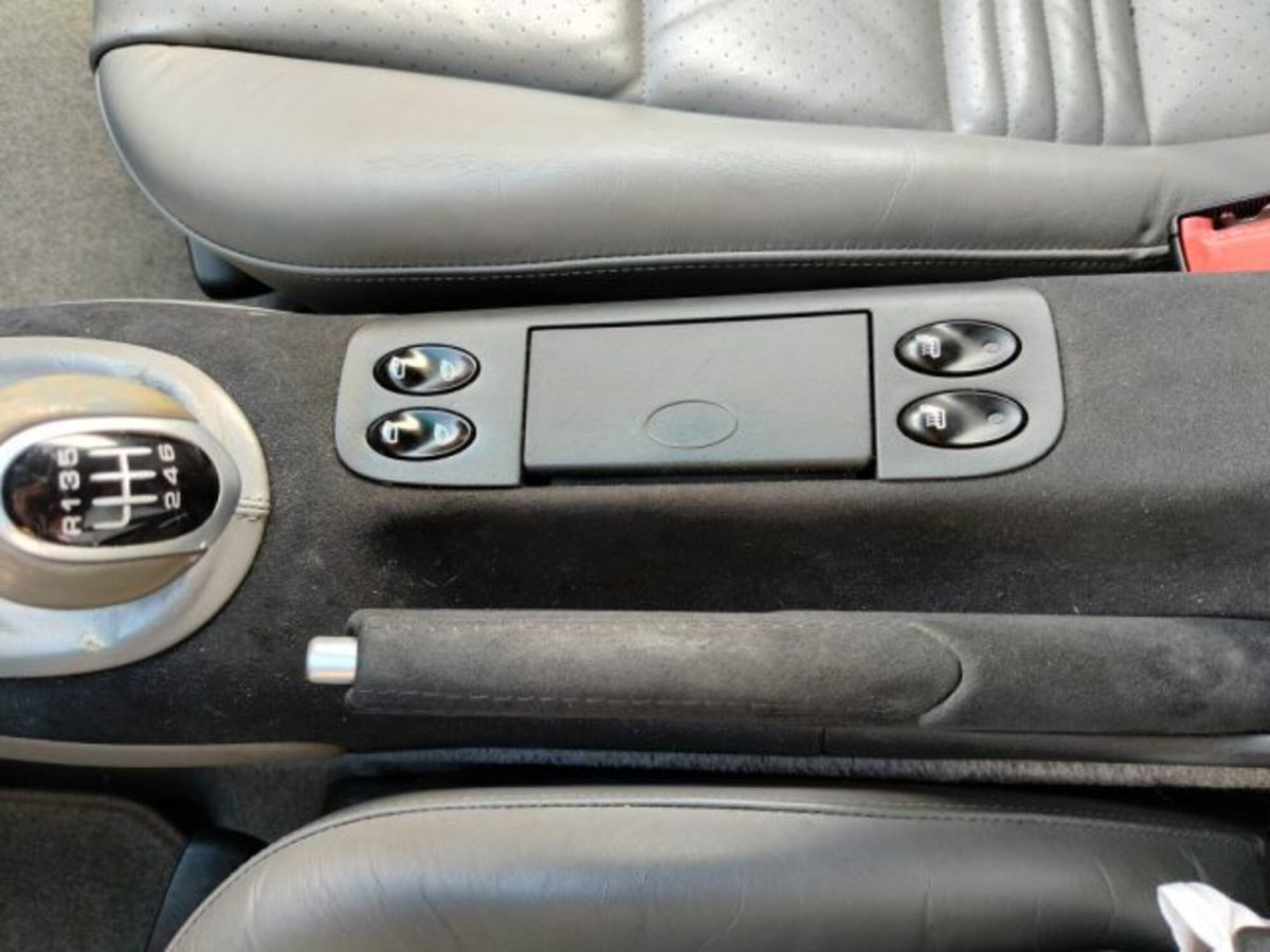 Porsche Boxster 3.2i 24V cat S (12)