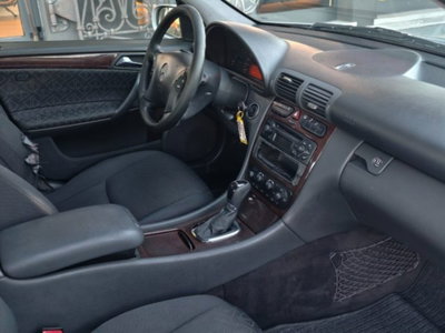 Mercedes-Benz Classe C 220 CDI cat Avantgarde (13)