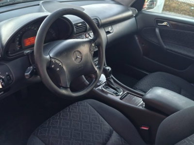 Mercedes-Benz Classe C 220 CDI cat Avantgarde (7)