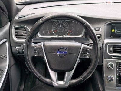 Volvo V60 D4 R-design Momentum (10)