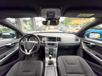 Volvo V60 D4 R-design Momentum (11)