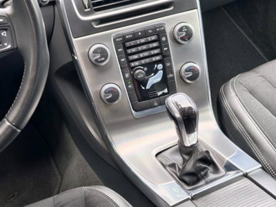 Volvo V60 D4 R-design Momentum (13)