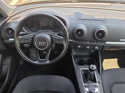 Audi A3 Sportback 1.6 TDI 116 CV Sport (10)