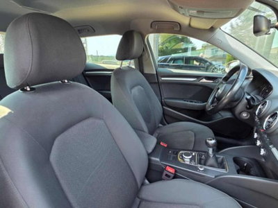 Audi A3 Sportback 1.6 TDI 116 CV Sport (11)
