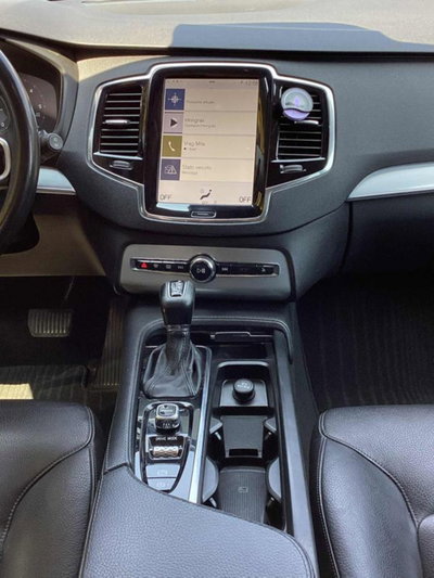 Volvo XC90 D5 AWD Geartronic 7 posti Kinetic (15)