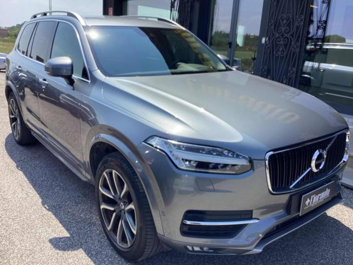 Volvo XC90 D5 AWD Geartronic 7 posti Kinetic (2)