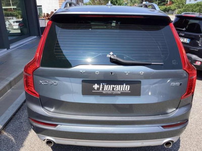 Volvo XC90 D5 AWD Geartronic 7 posti Kinetic (4)