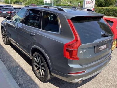 Volvo XC90 D5 AWD Geartronic 7 posti Kinetic (5)