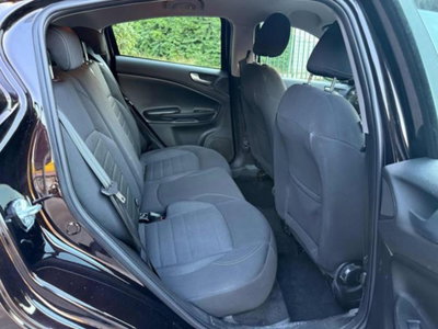 Alfa Romeo Giulietta 1.6 JTDm Distinctive 120cv (13)