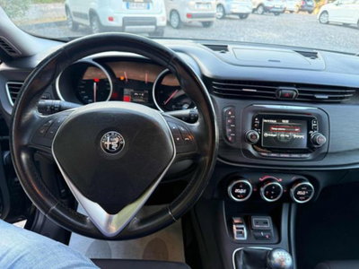 Alfa Romeo Giulietta 1.6 JTDm Distinctive 120cv (5)