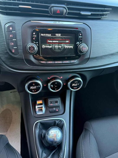 Alfa Romeo Giulietta 1.6 JTDm Distinctive 120cv (6)