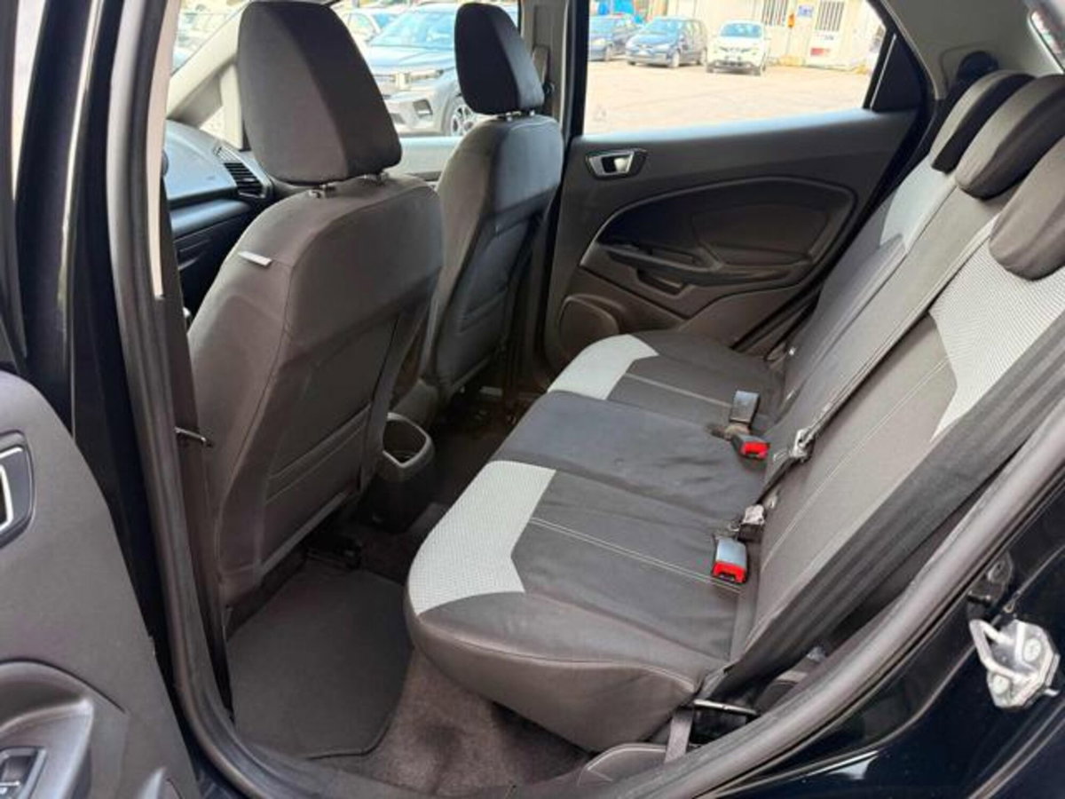 Ford EcoSport 1.5 TDCi 95 CV Plus (14)