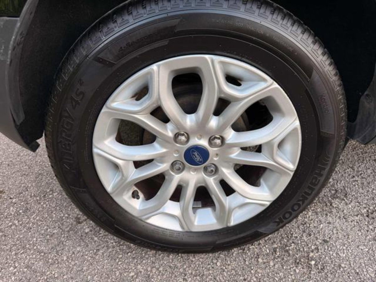 Ford EcoSport 1.5 TDCi 95 CV Plus (16)