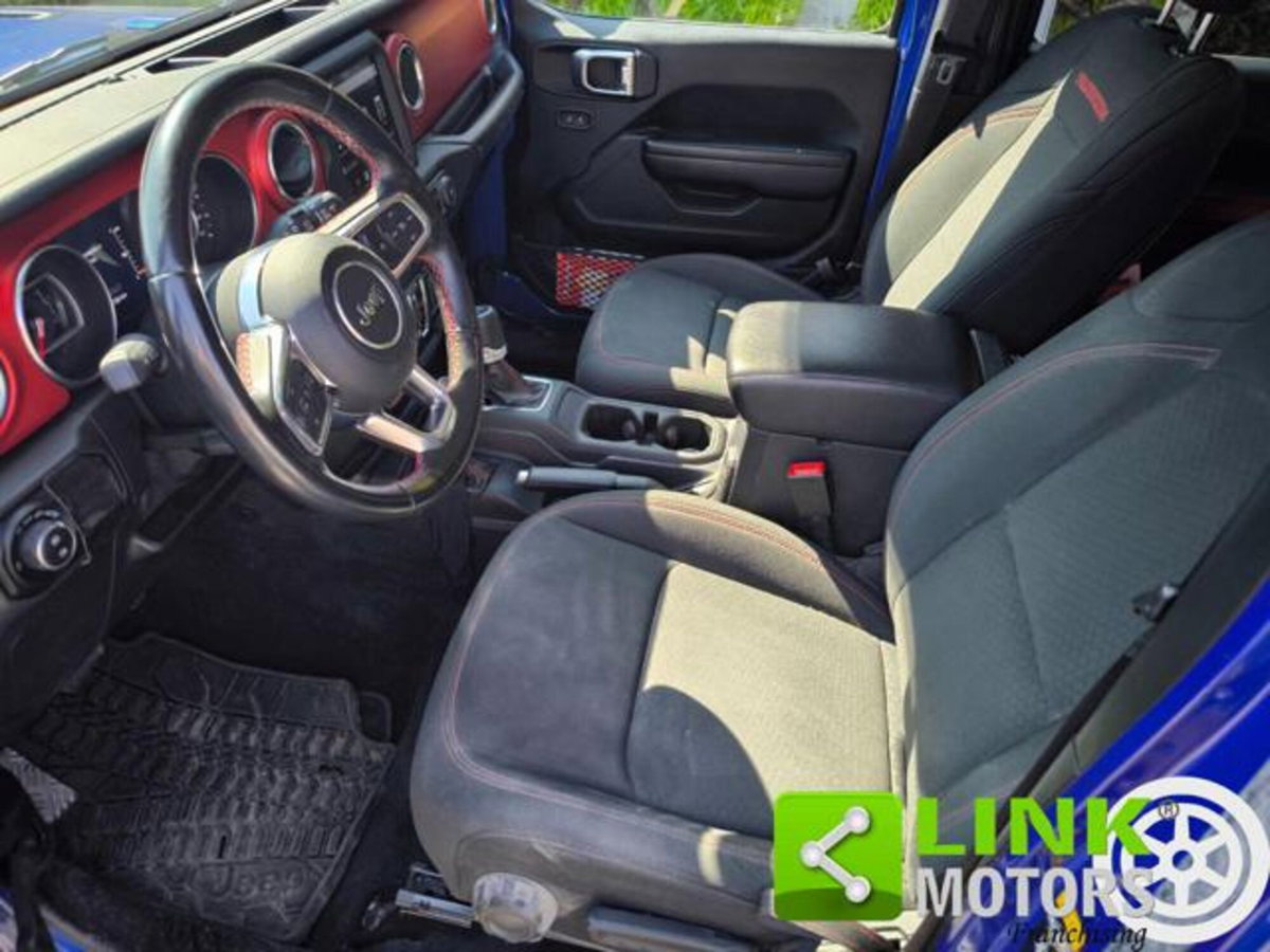 Jeep Wrangler Unlimited 2.2 Mjt II Rubicon (16)