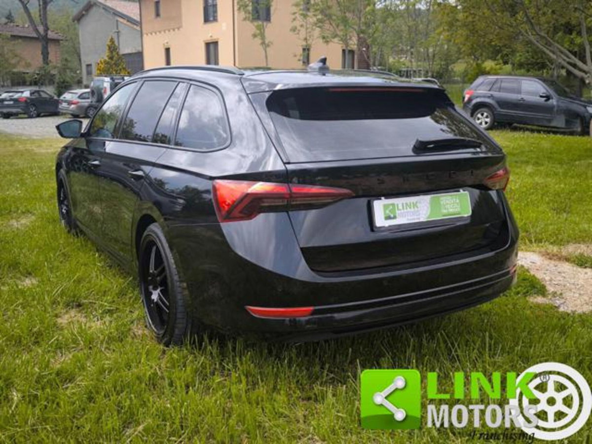 Skoda Octavia Station Wagon iV 1.4 TSI Plug-In Hybrid DSG Wagon Executive (13)