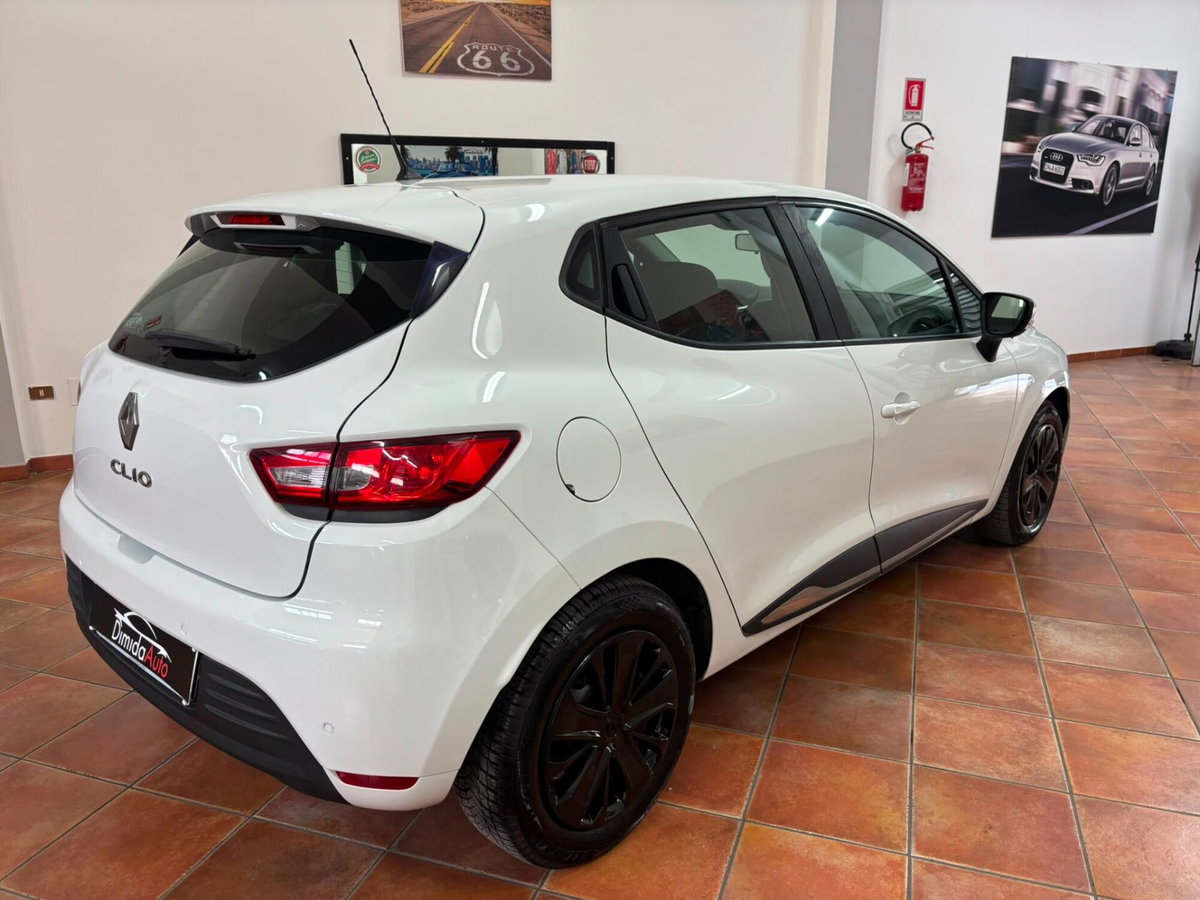 Renault Clio dCi 8V 75 CV 5 porte Business (3)