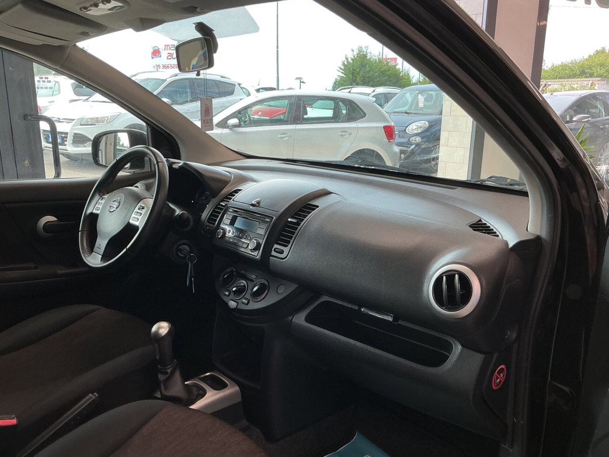 Nissan Note 1.5 dCi 90CV Silver Edition (8)
