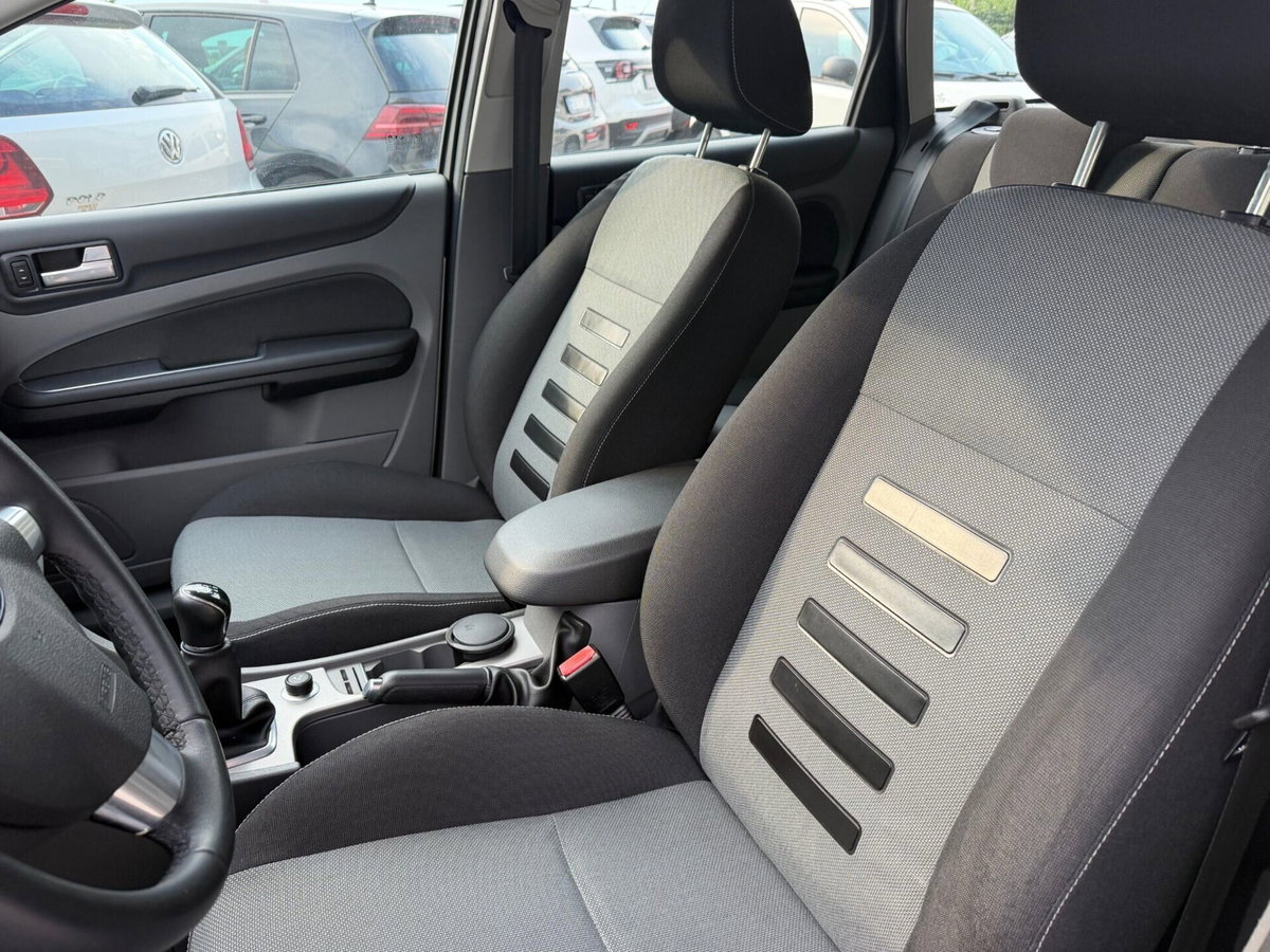 Ford Focus Station Wagon 1.6 TDCi (110CV) SW Tit. DPF (16)