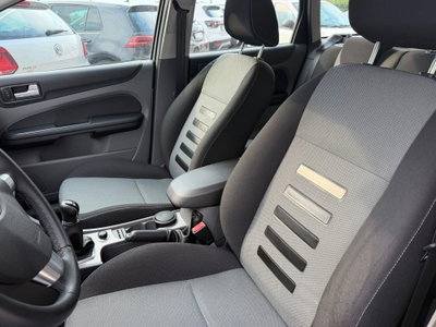 Ford Focus Station Wagon 1.6 TDCi (110CV) SW Tit. DPF (16)