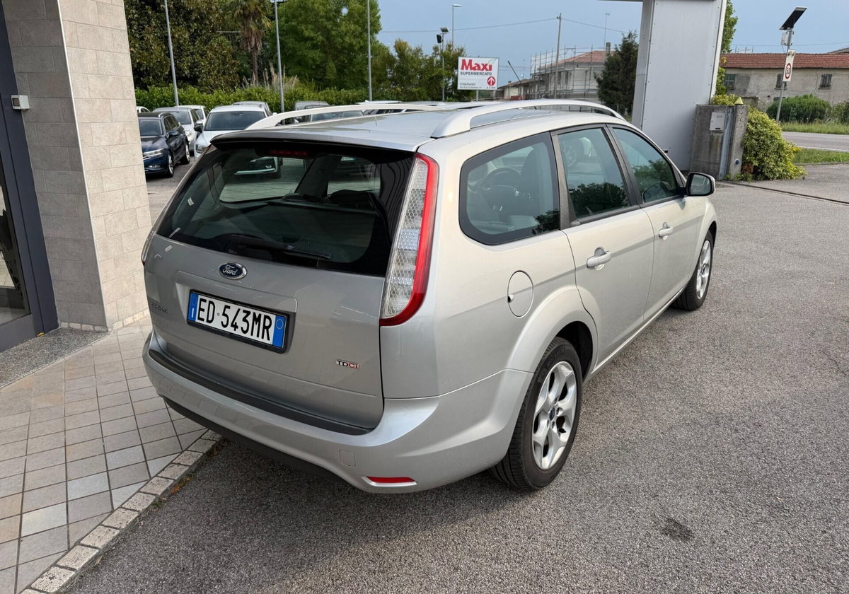Ford Focus Station Wagon 1.6 TDCi (110CV) SW Tit. DPF (6)