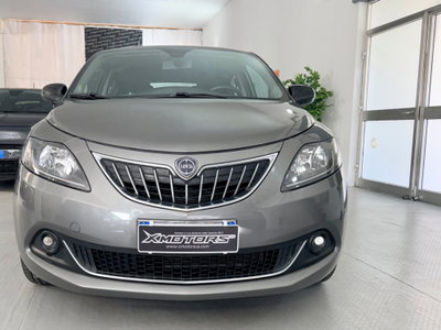 Lancia Ypsilon 1.0 FireFly 5 porte S&S Hybrid Gold Plus (2)